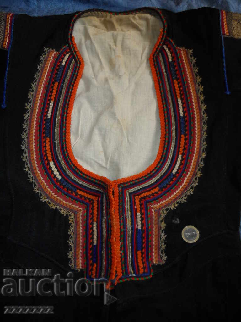 ПРАЗНИЧНА САЯ с цена 500.00 лв. | € 255.65 ПРАЗНИЧНА САЯ с цена 500.00 лв. | € 255.65