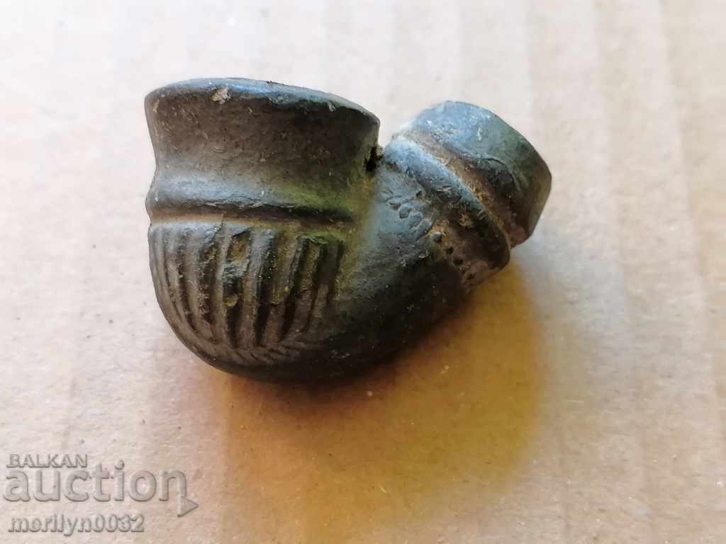Ancient ceramic opium chibuke pipe 19th century with price 42.00 BGN | € 21.47 Ancient ceramic opium chibuke pipe 19th century with price 42.00 BGN | € 21.47