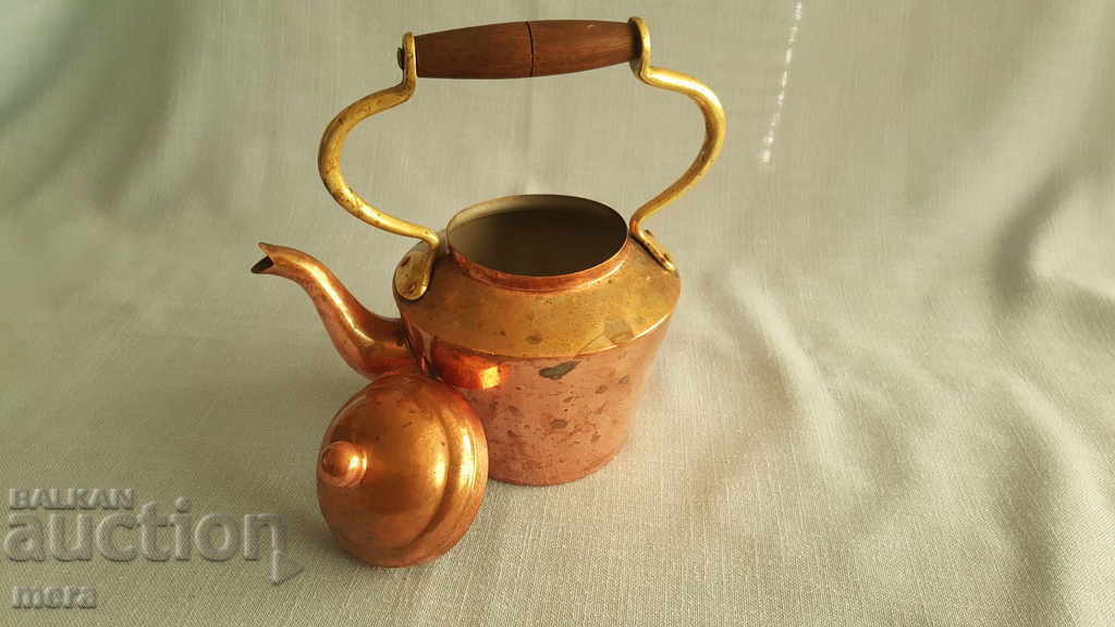 Auction Bronze teapot with brass handle Auction Bronze teapot with brass handle