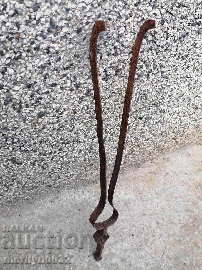 Auction Old dilaf, mash, wrought iron for a furnace Auction Old dilaf, mash, wrought iron for a furnace