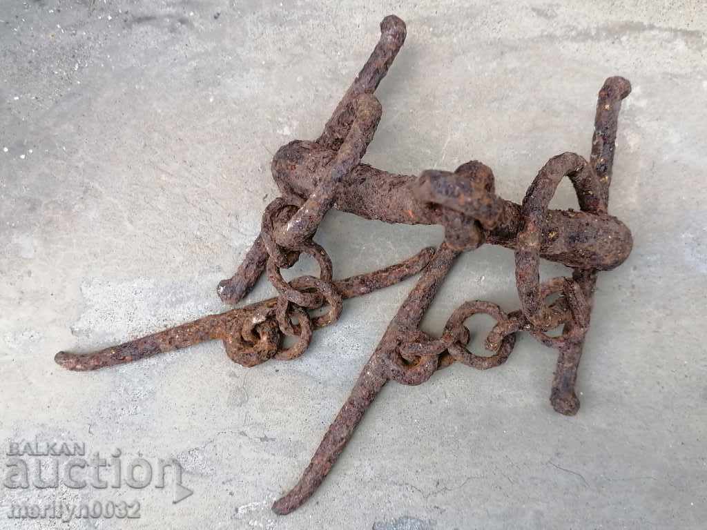 Auction  Antique reins, wrought iron reins