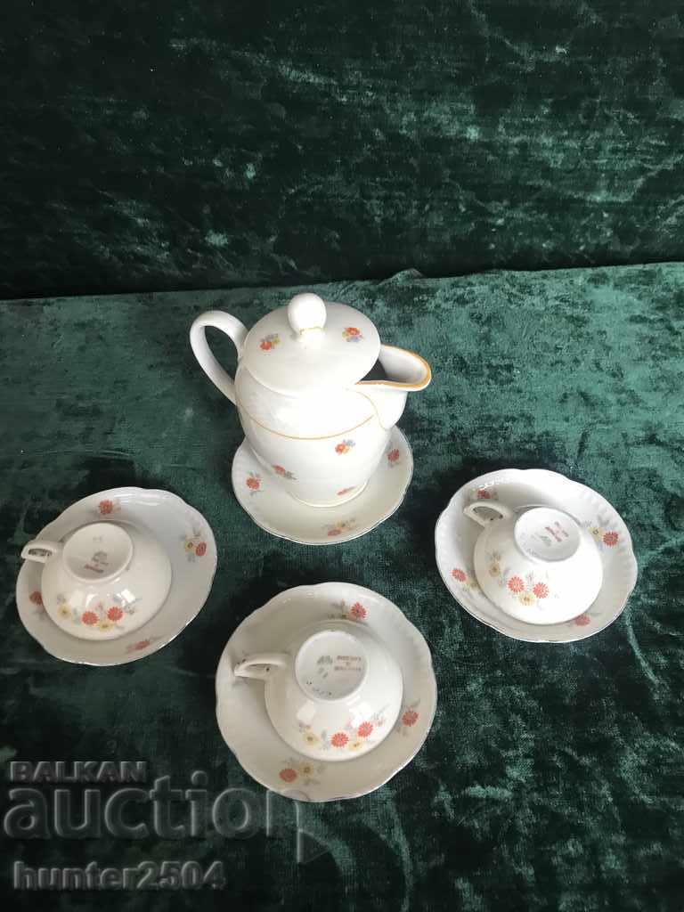 Cups and jug old bone china with price 44.95 BGN | € 22.98 Cups and jug old bone china with price 44.95 BGN | € 22.98