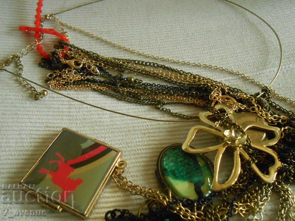 Κολιέ LOT, 10.08.2021 - 5 Κολιέ LOT, 10.08.2021 - 5