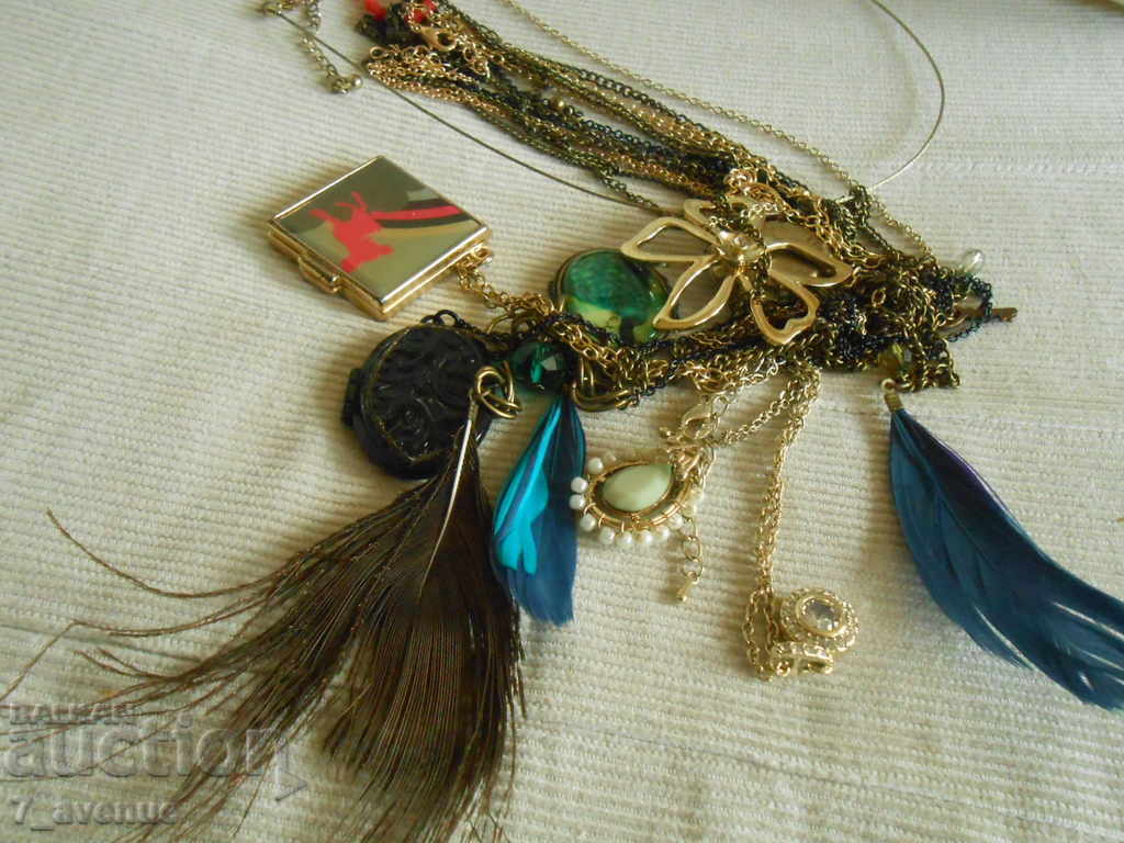 Κολιέ LOT, 10.08.2021 - 6 Κολιέ LOT, 10.08.2021 - 6