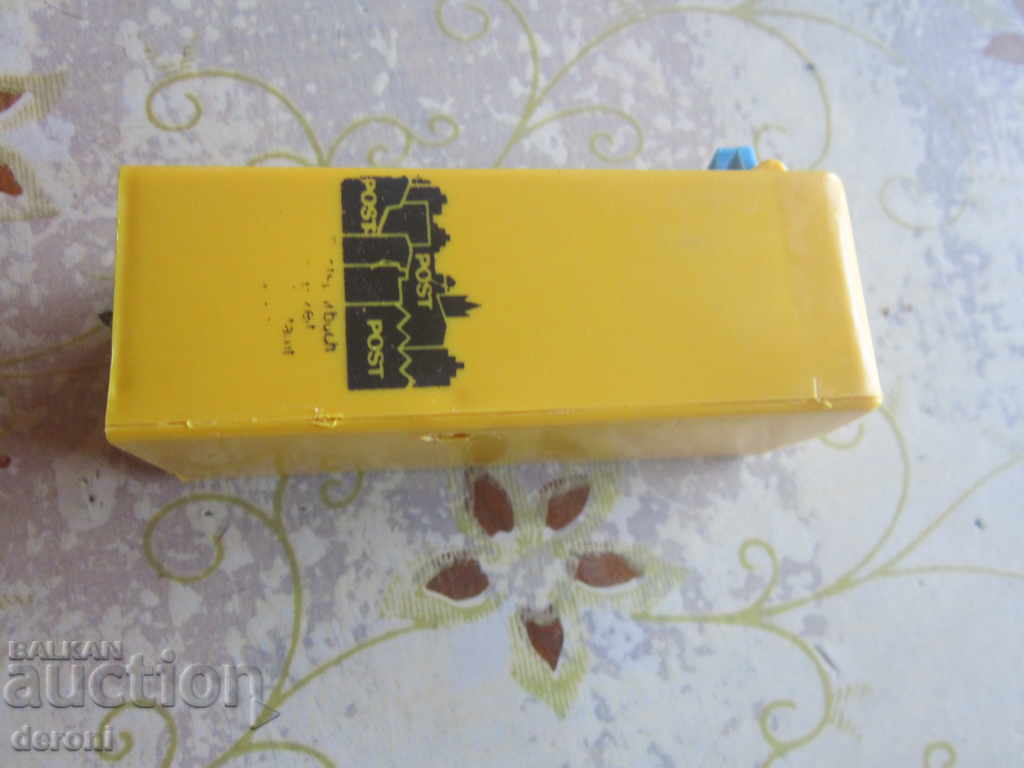 Auction Children's savings bank with key key Auction Children's savings bank with key key