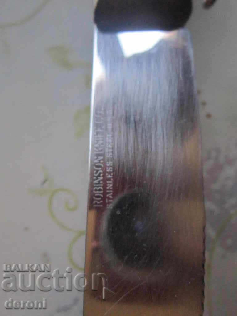 Amazing Robinson knife with price 15.00 BGN | € 7.67 Amazing Robinson knife with price 15.00 BGN | € 7.67