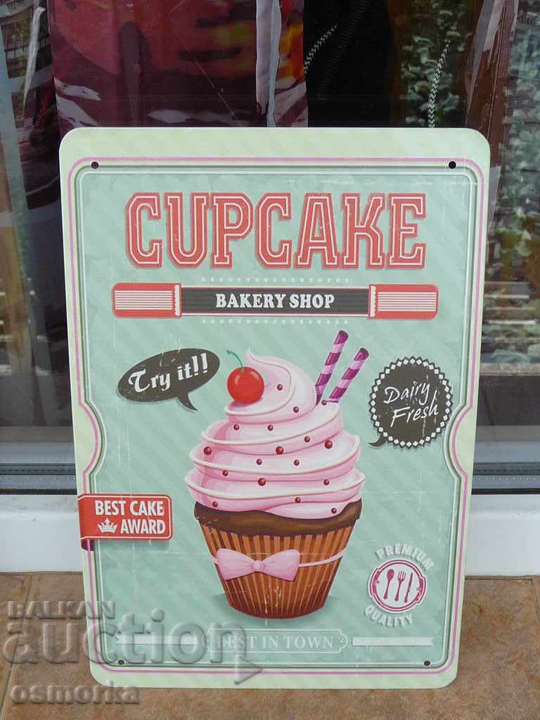 Μεταλλικό πιάτο τροφίμων muffin cupcake κεράσι πούρα ζάχαρης