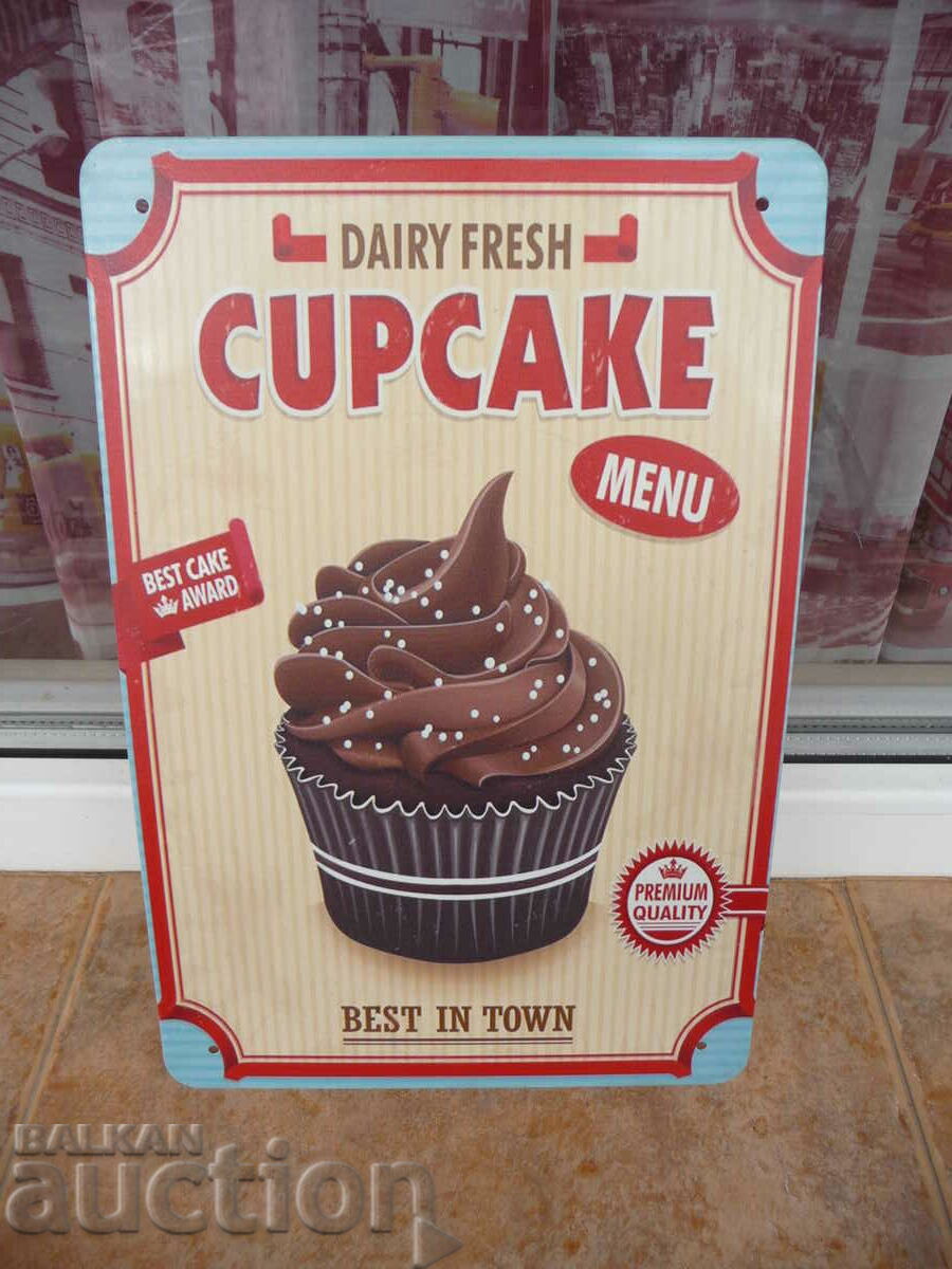 Metal plate food muffin chocolate cocoa delicious sprinkles with price 18.00 BGN | € 9.20 Metal plate food muffin chocolate cocoa delicious sprinkles with price 18.00 BGN | € 9.20