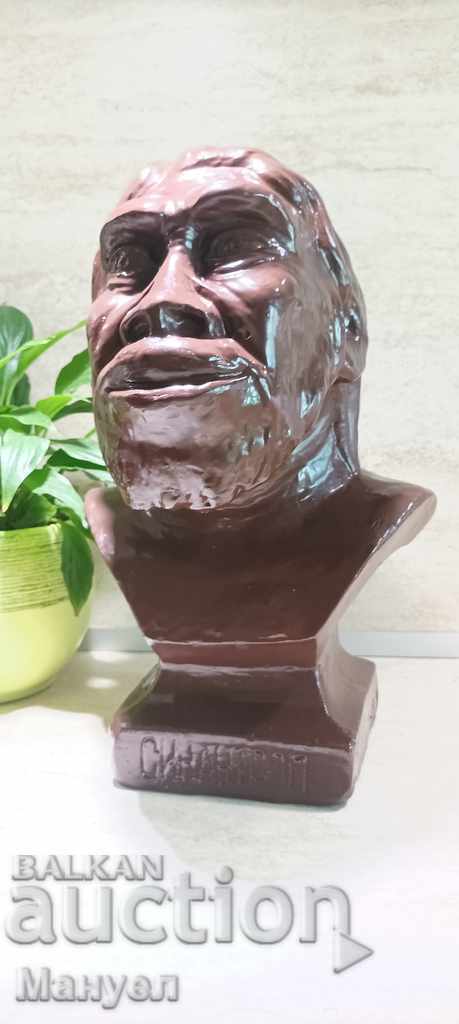 I am selling an old author's sculpture. with price 180.00 BGN | € 92.03 I am selling an old author's sculpture. with price 180.00 BGN | € 92.03