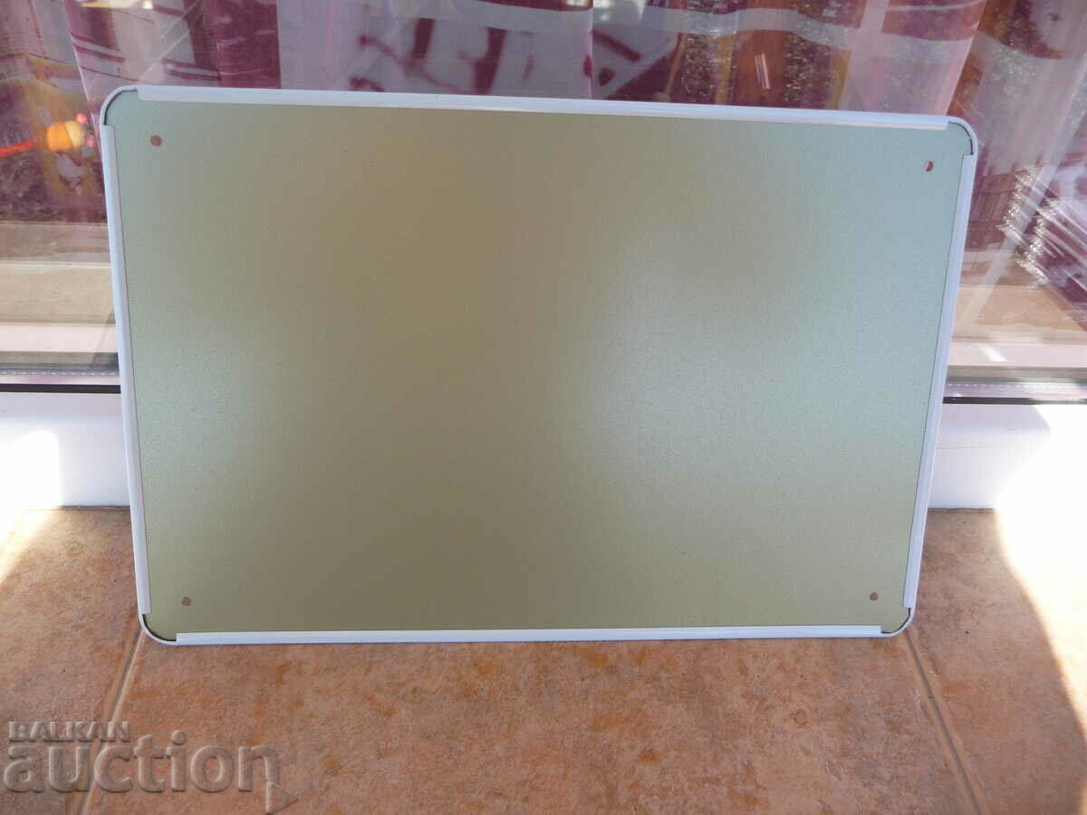 Auction Metal plate food If you want breakfast in bed sleep in the kitchen Auction Metal plate food If you want breakfast in bed sleep in the kitchen