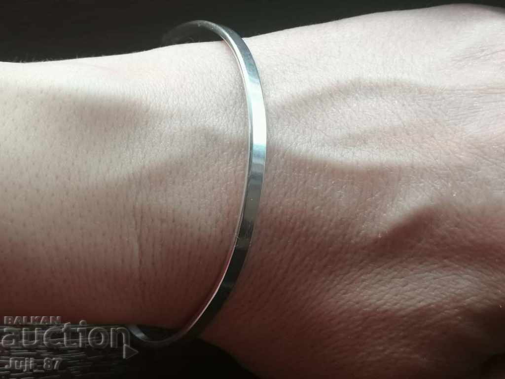 New silver hard bracelet