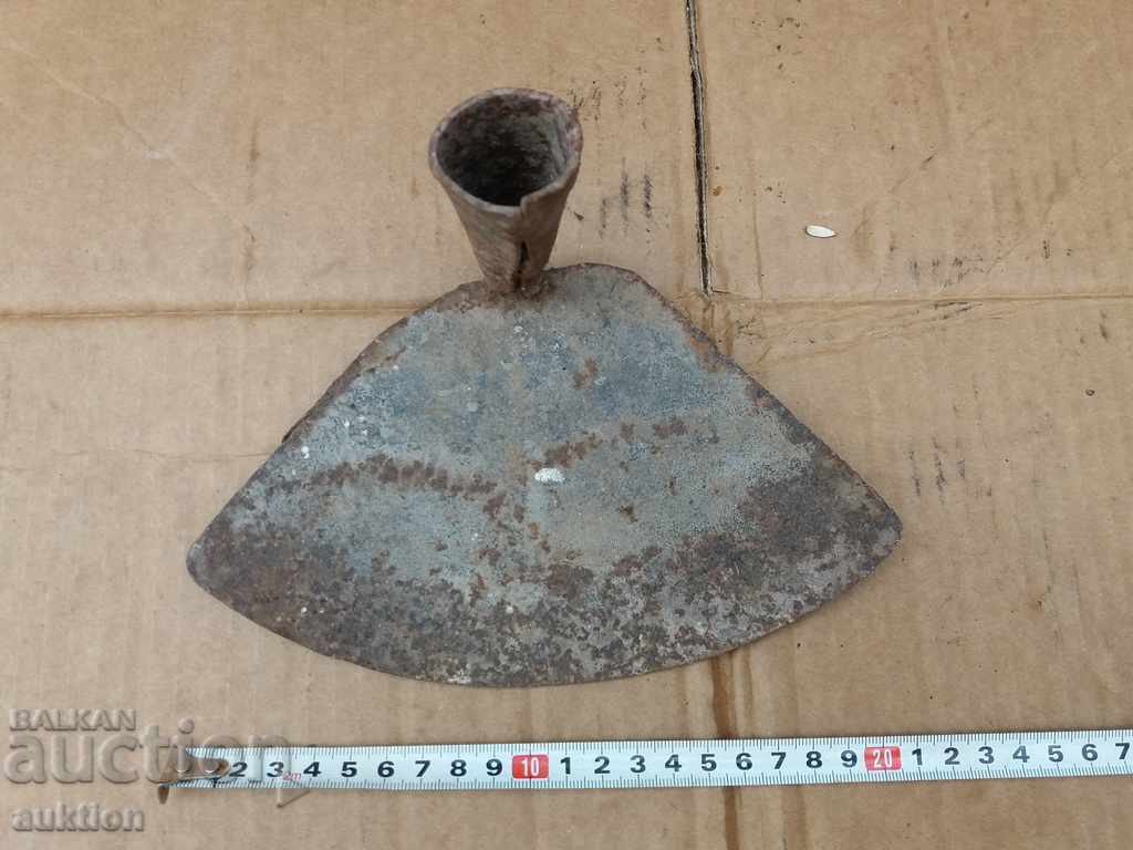 OLD MILITARY PICK - 5