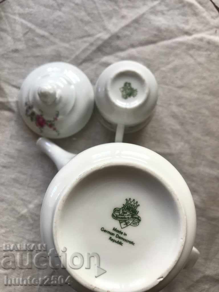 Delivery of Cups, jug and sugar bowl-marked Delivery of Cups, jug and sugar bowl-marked