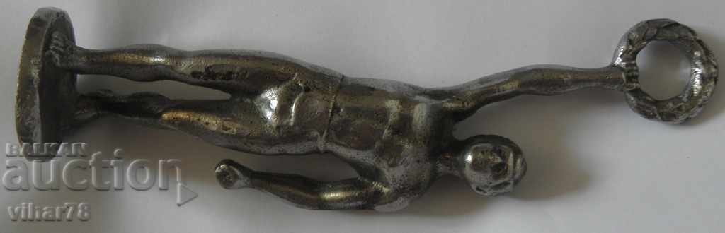 Auction an old rare figure Auction an old rare figure