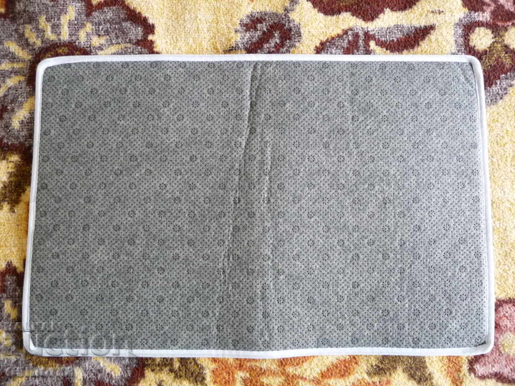 Auction Rug audio cassette audio tape cassette player cassette stereo jack Auction Rug audio cassette audio tape cassette player cassette stereo jack