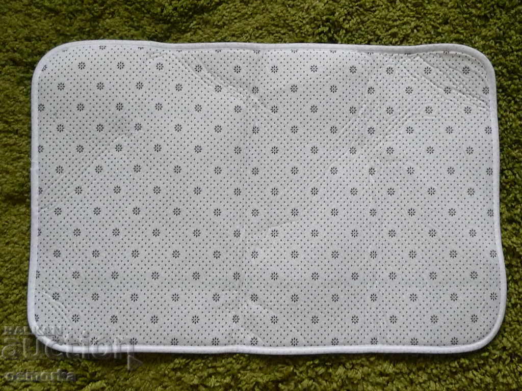 Auction 5. Carpet audio cassette audio tape cassette player cassette stereo Auction 5. Carpet audio cassette audio tape cassette player cassette stereo