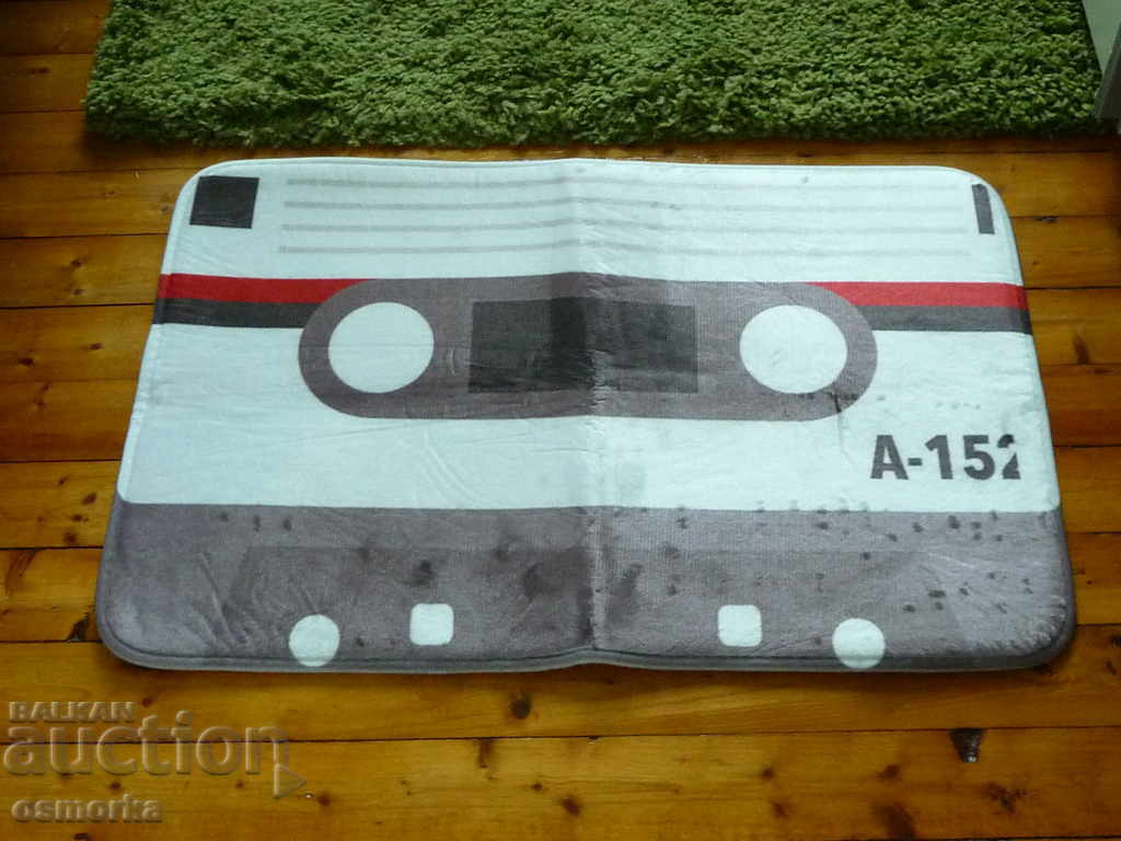 8. Carpet audio cassette audio tape cassette player cassette stereo with price 15.00 BGN | € 7.67 8. Carpet audio cassette audio tape cassette player cassette stereo with price 15.00 BGN | € 7.67