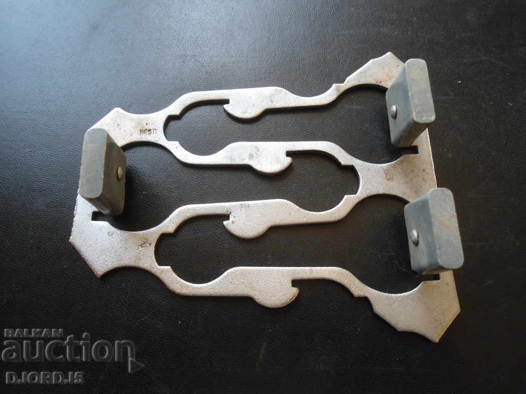 Old iron stand with price 4.00 BGN | € 2.05 Old iron stand with price 4.00 BGN | € 2.05