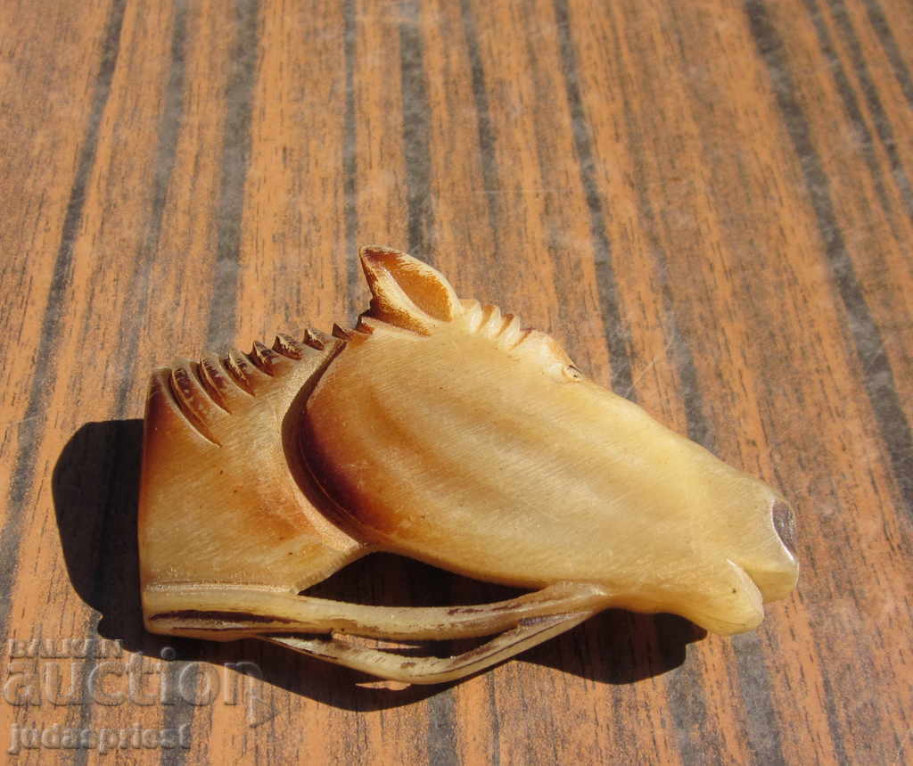 Bulgarian Revival bone brooch jewelry horse head with price 30.00 BGN | € 15.34 Bulgarian Revival bone brooch jewelry horse head with price 30.00 BGN | € 15.34