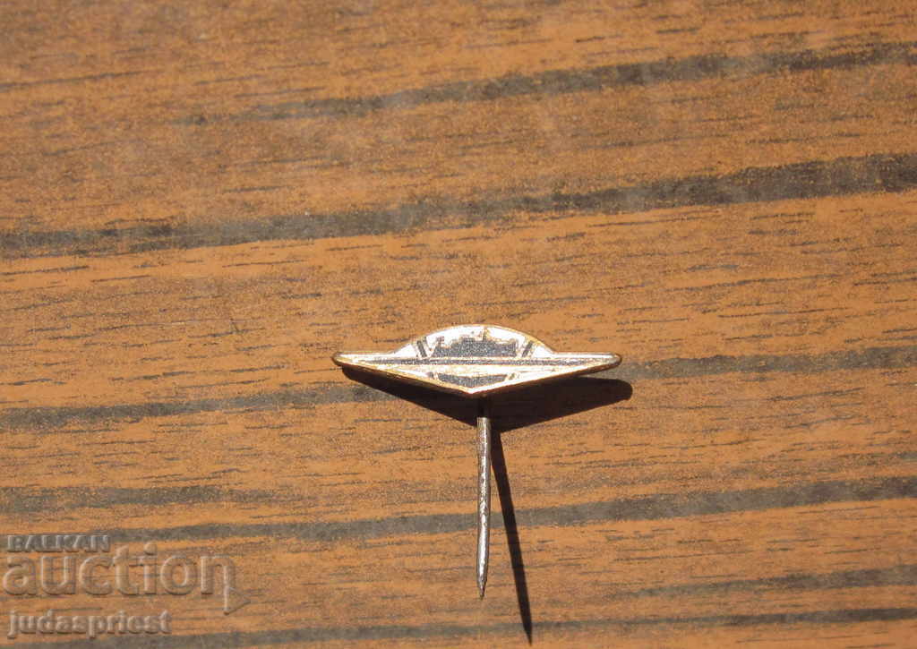 car badge sign emblem car wartburg wartburg with price 10.00 BGN | € 5.11