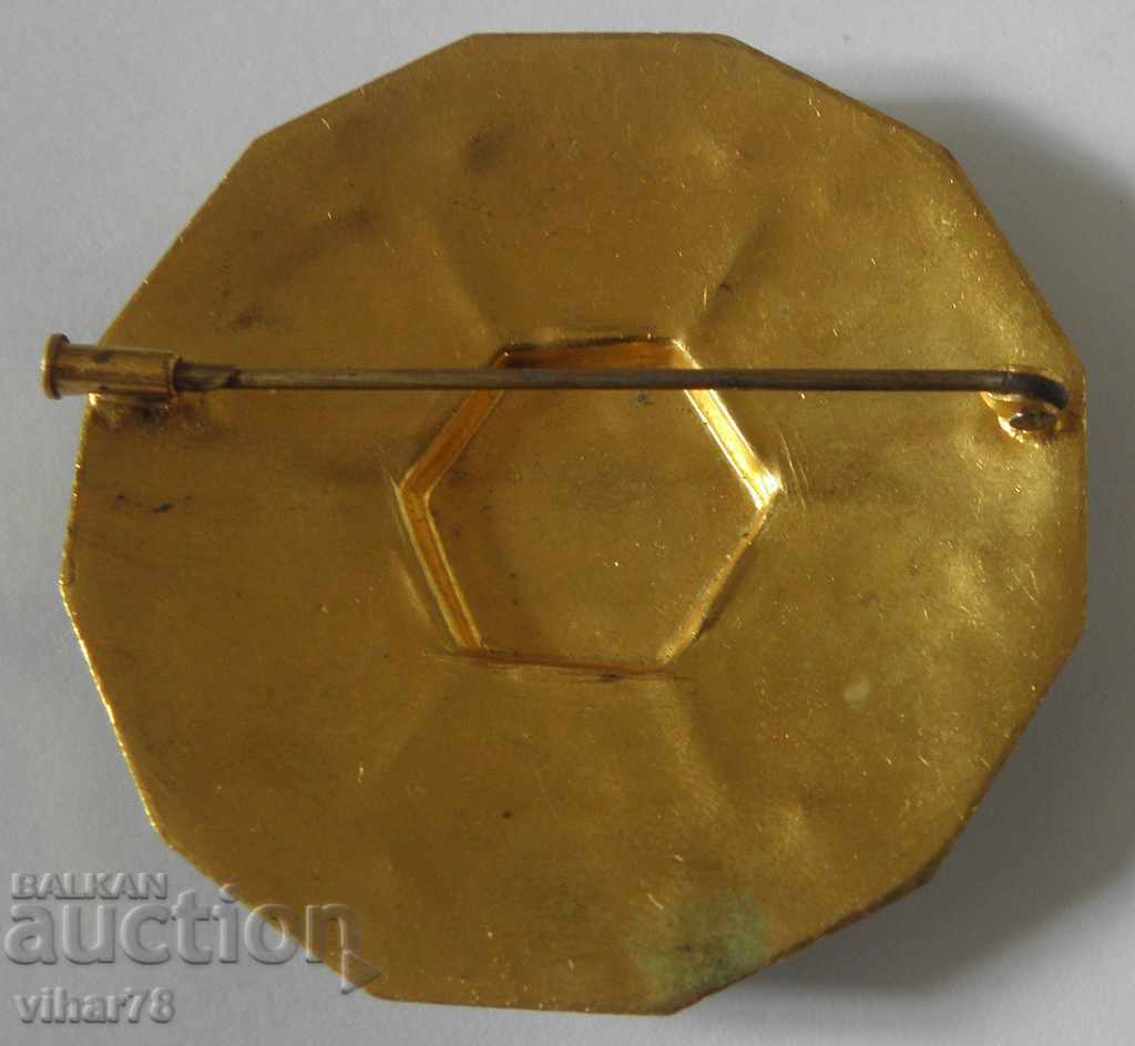 OLD BIG Enamelled badge - 5 OLD BIG Enamelled badge - 5