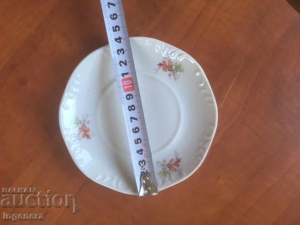PORCELAIN PLATE PLATE OCTAGONAL RELIEF BULGARIA - 5 PORCELAIN PLATE PLATE OCTAGONAL RELIEF BULGARIA - 5