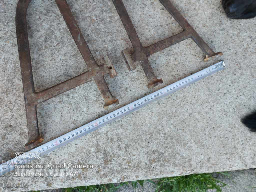 Auction MASSIVE SINK STANDS - KINGDOM OF BULGARIA Auction MASSIVE SINK STANDS - KINGDOM OF BULGARIA