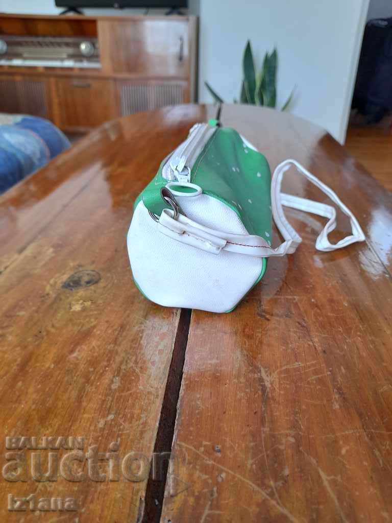 Old baby bag with price 15.00 BGN | € 7.67 Old baby bag with price 15.00 BGN | € 7.67