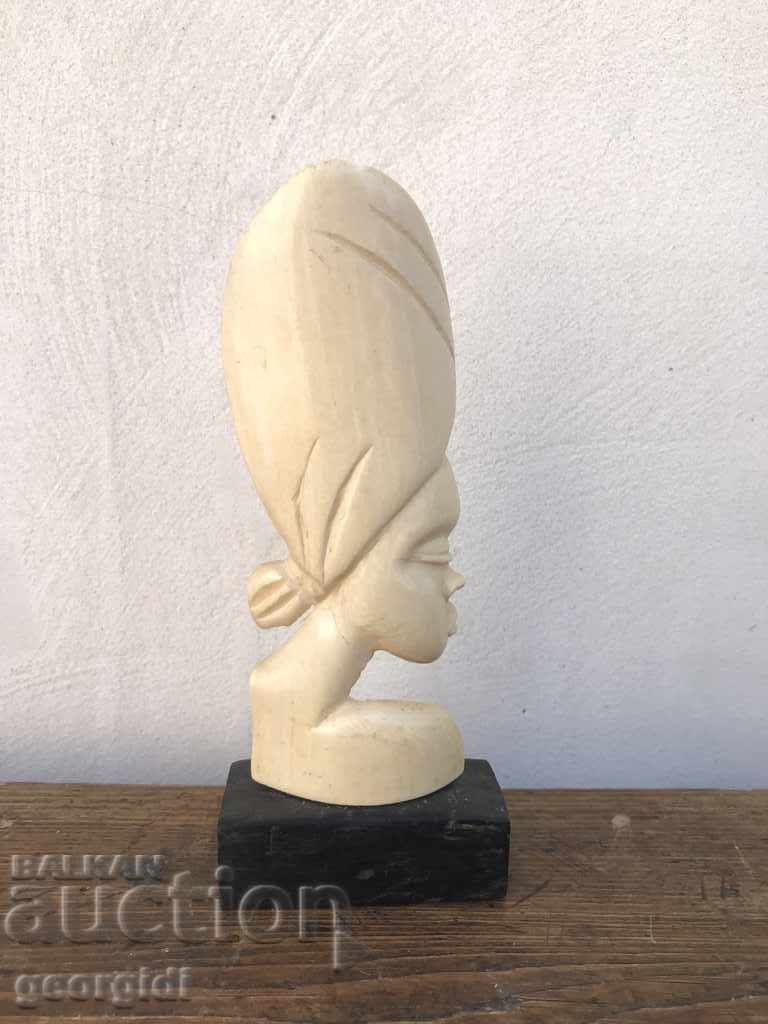 Ivory figure №0558