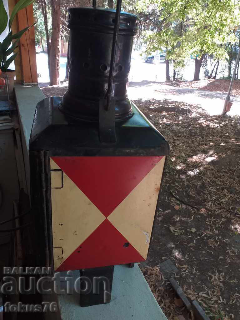 Auction A unique find an old beautiful railway lantern Auction A unique find an old beautiful railway lantern