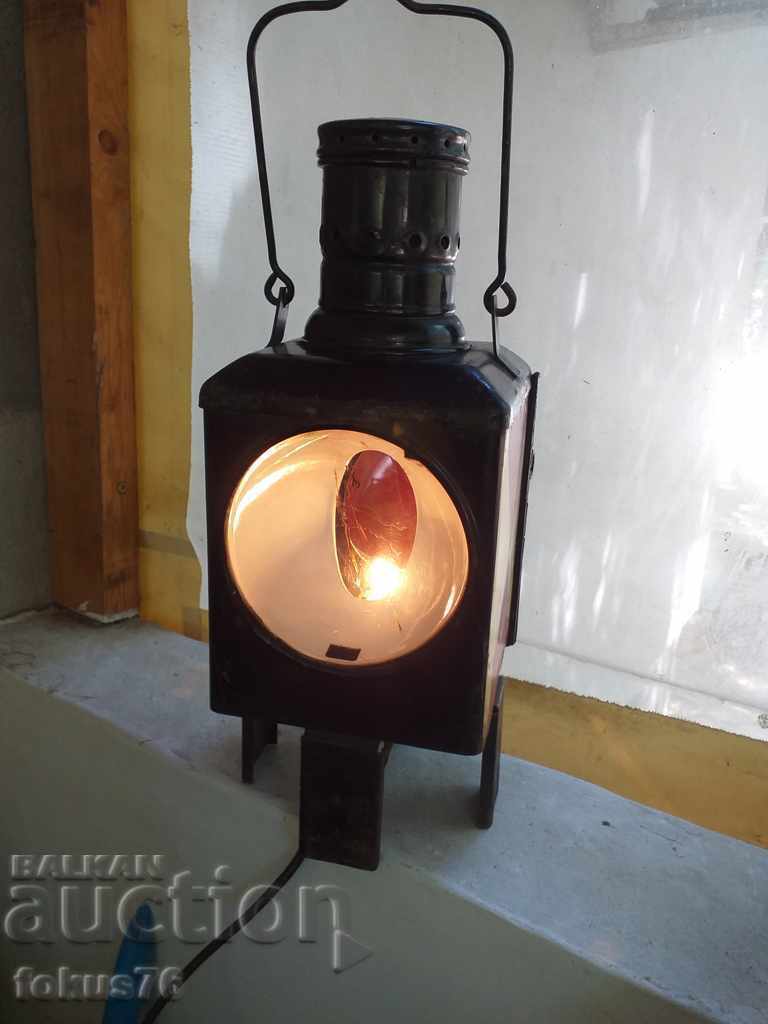 A unique find an old beautiful railway lantern - 5 A unique find an old beautiful railway lantern - 5