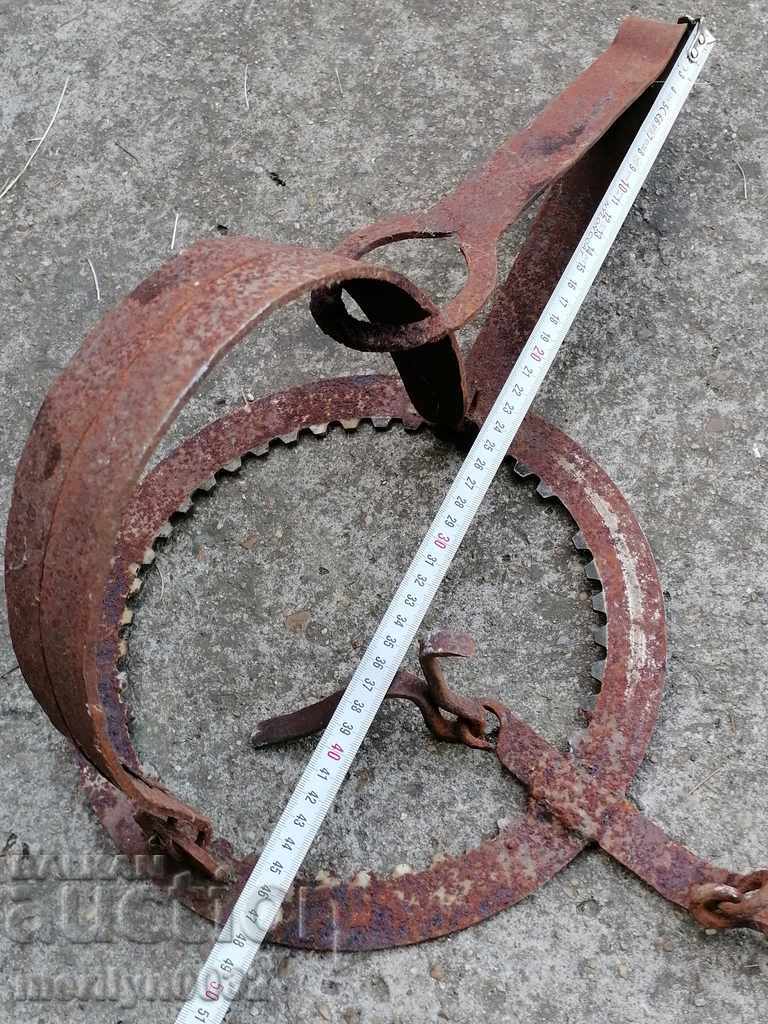 Auction  Old hand forged trap, wrought iron