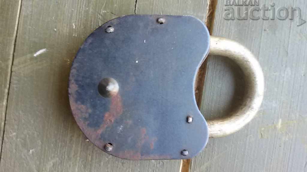 Auction old padlock Auction old padlock