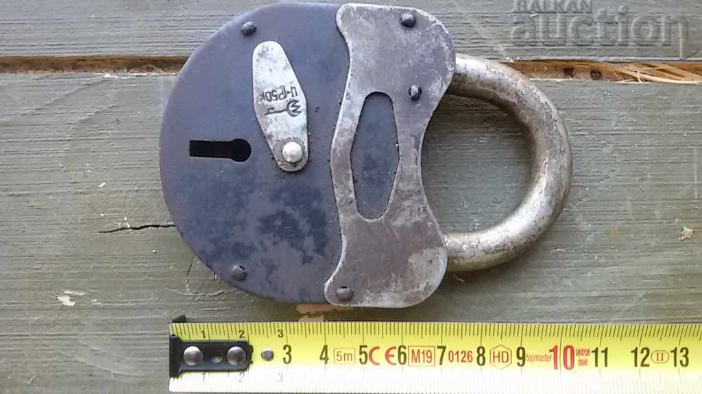 Delivery of old padlock Delivery of old padlock