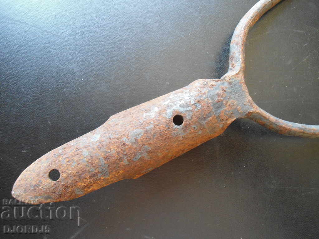 Auction  Old tool, pitchfork, two-horned