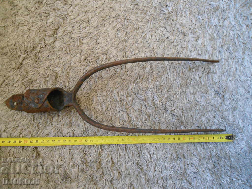 Old tool, pitchfork, two-horned with price 4.00 BGN | € 2.05