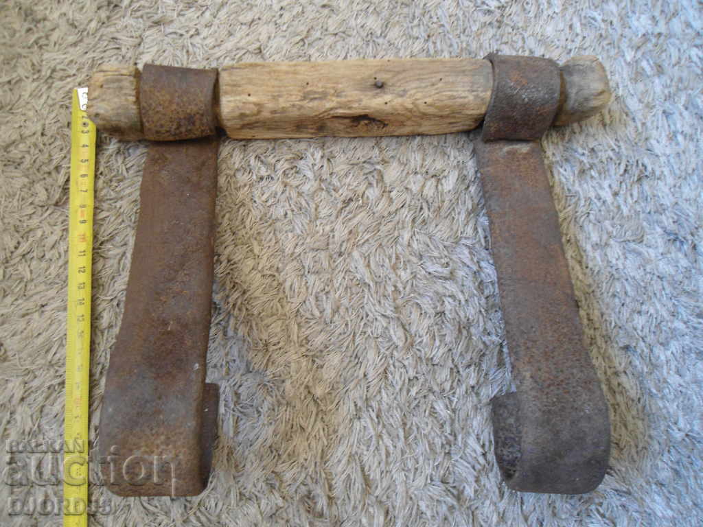 Δημοπρασία Παλιά σφυρήλατο σίδερο Δημοπρασία Παλιά σφυρήλατο σίδερο