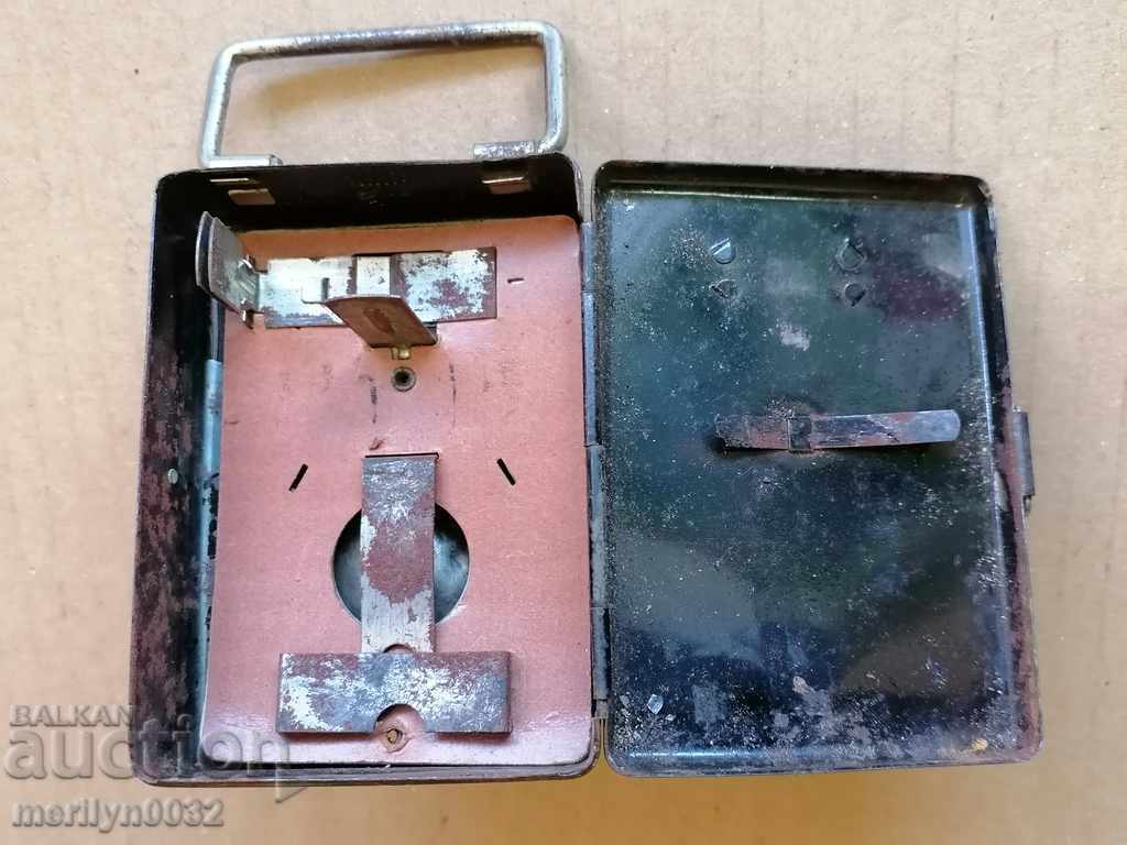 Old German electric flashlight lamp floodlight Wehrmacht - 5 Old German electric flashlight lamp floodlight Wehrmacht - 5