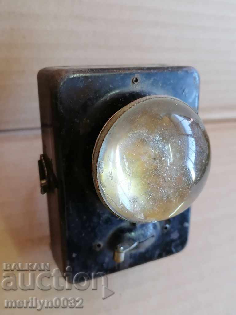 Lanternă electrică veche germană cu lanternă Wehrmacht