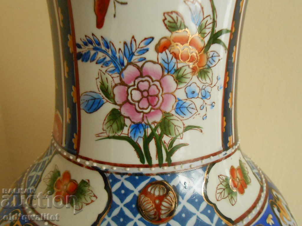 Delivery of LARGE porcelain VASE, height approx. 60 cm, hand-painted Delivery of LARGE porcelain VASE, height approx. 60 cm, hand-painted