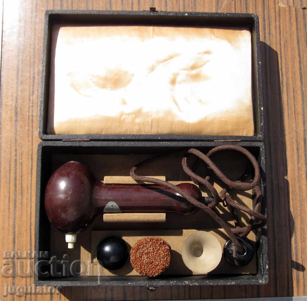 Complete set in box, antique bakelite massage device