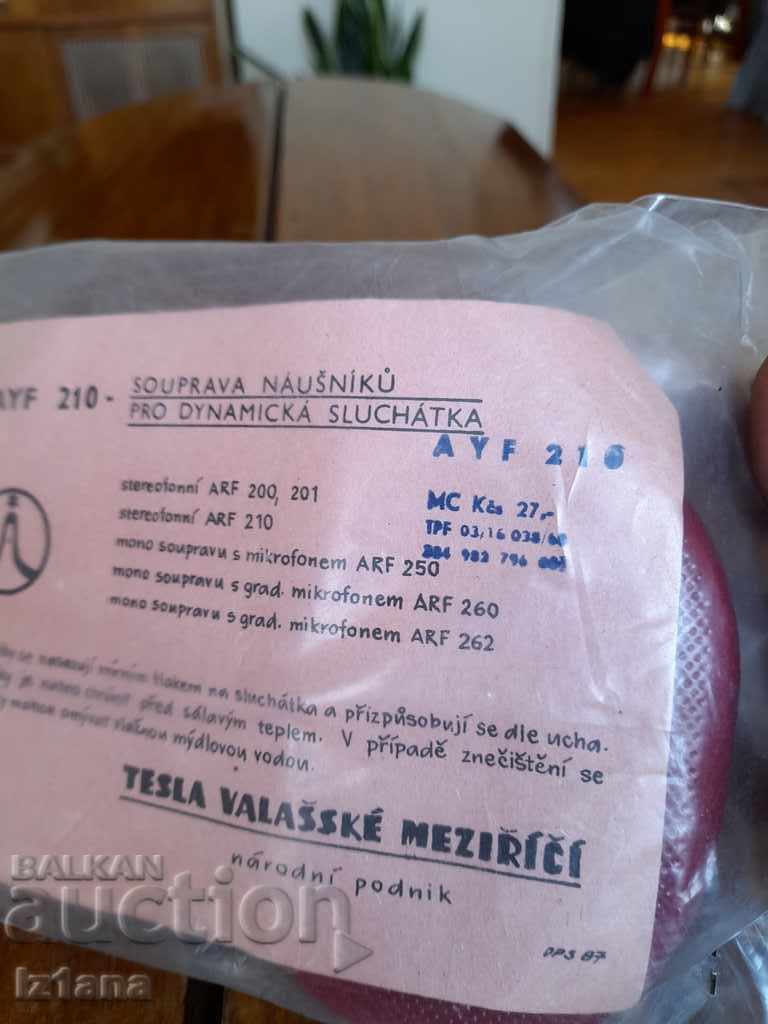 Old headphones for Tesla headphones - 5 Old headphones for Tesla headphones - 5