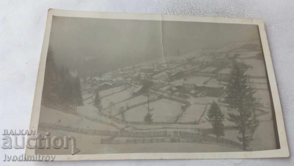 Снимка Село през зимата в Родопите Никулденъ 1933