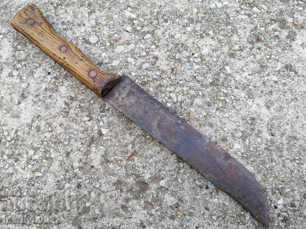 Old country knife, karakulak, foot blade with price 69.00 BGN | € 35.28 Old country knife, karakulak, foot blade with price 69.00 BGN | € 35.28