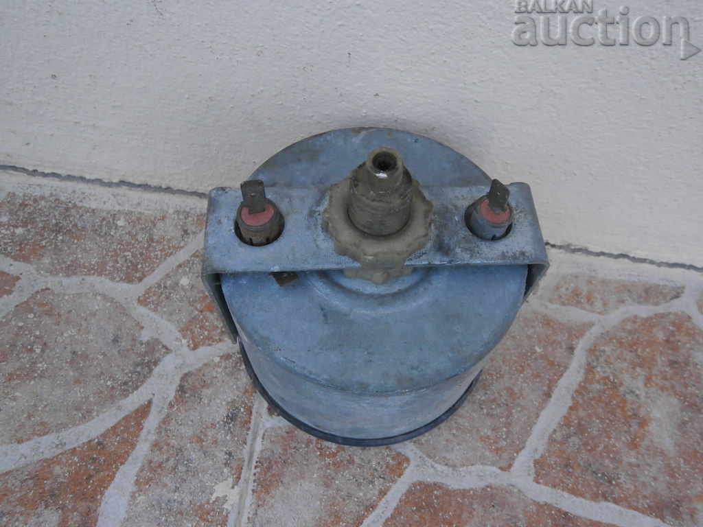 Auction retro vintage car mileage Auction retro vintage car mileage