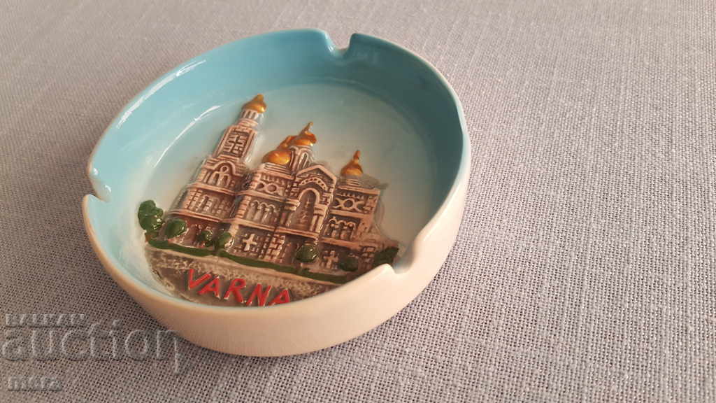 Porcelain old ashtray - Varna