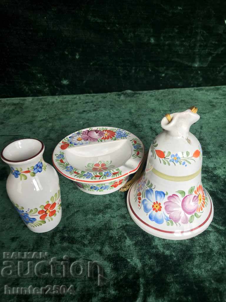 Доставка на Камбанка,пепелник и вазичка Чехословакия Доставка на Камбанка,пепелник и вазичка Чехословакия