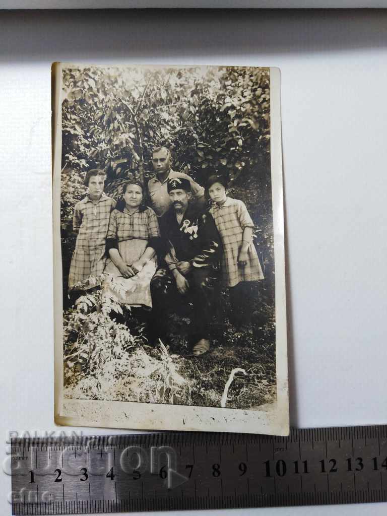 ΒΑΣΙΛΙΚΗ ΦΩΤΟΓΡΑΦΙΑ - ΒΕΤΕΡΑΝΟΙ ΑΠΟ ΤΟ ΒΑΛΚΑΝΙΚΟ ΠΟΛΕΜΟ, παραγγελία, μετάλλιο με τιμή 25.00 BGN | € 12.78 ΒΑΣΙΛΙΚΗ ΦΩΤΟΓΡΑΦΙΑ - ΒΕΤΕΡΑΝΟΙ ΑΠΟ ΤΟ ΒΑΛΚΑΝΙΚΟ ΠΟΛΕΜΟ, παραγγελία, μετάλλιο με τιμή 25.00 BGN | € 12.78