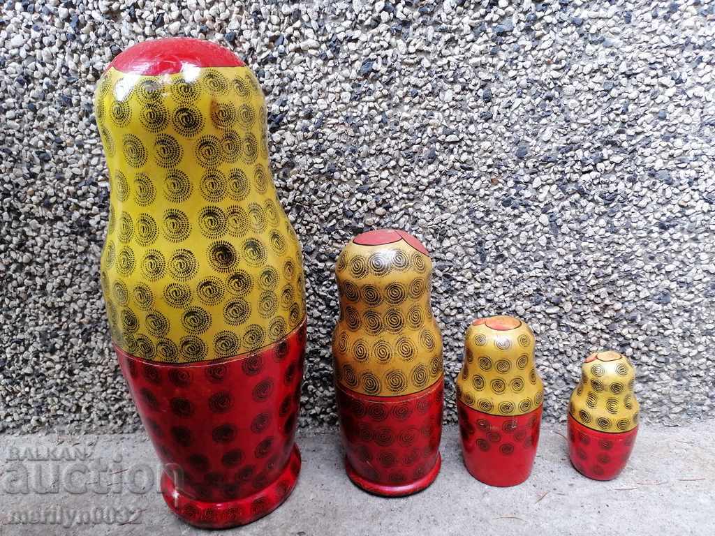 Παιχνίδι κούκλα matryoshka matryoshka 4 τεμάχια ΕΣΣΔ με τιμή 69.00 BGN | € 35.28 Παιχνίδι κούκλα matryoshka matryoshka 4 τεμάχια ΕΣΣΔ με τιμή 69.00 BGN | € 35.28