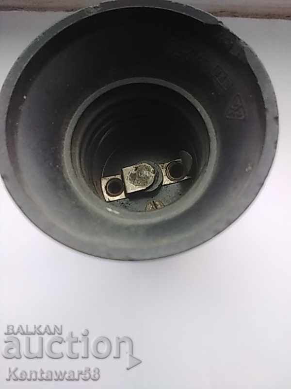 Auction Old bakelite style. Auction Old bakelite style.